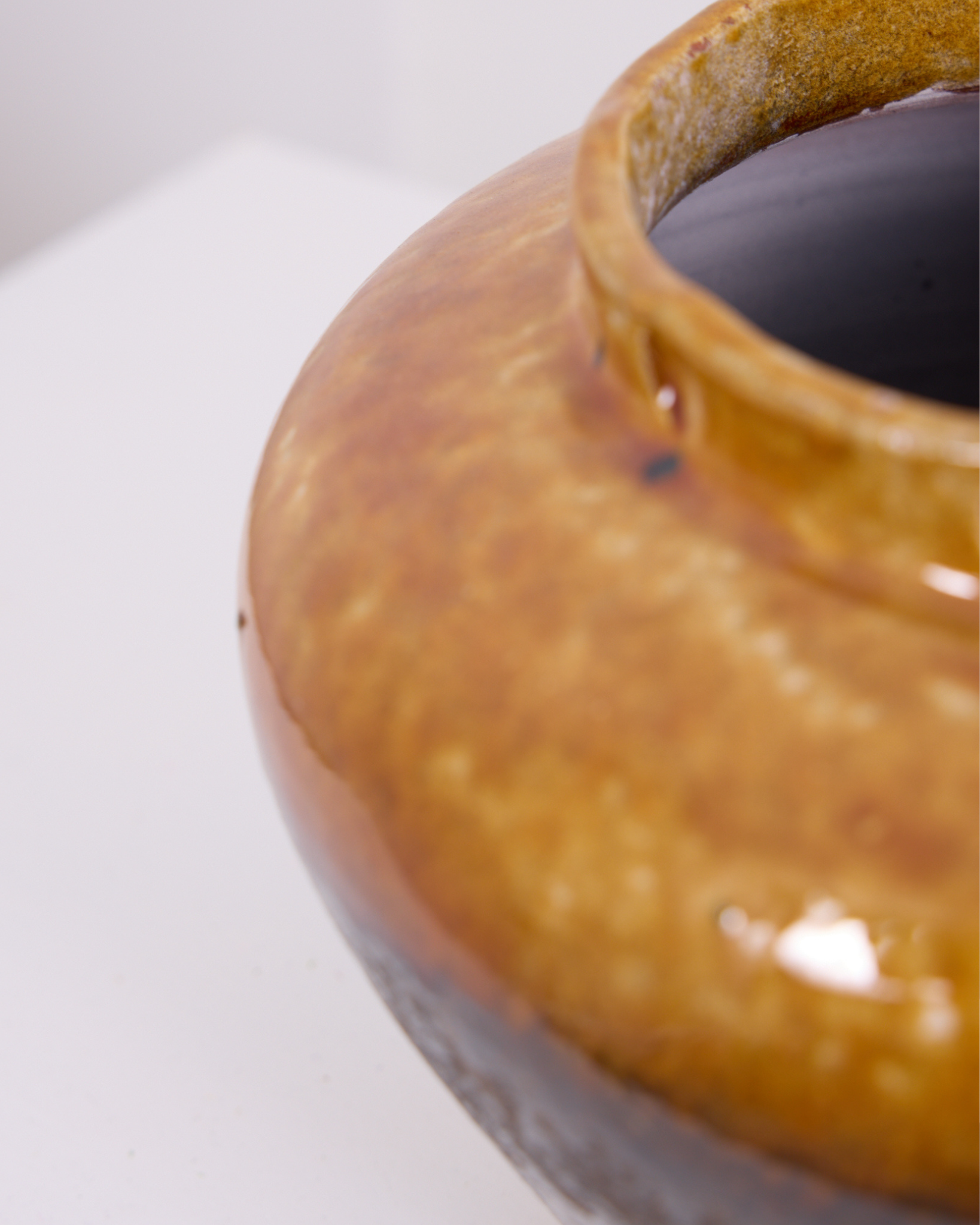 BURNT ORANGE VASE