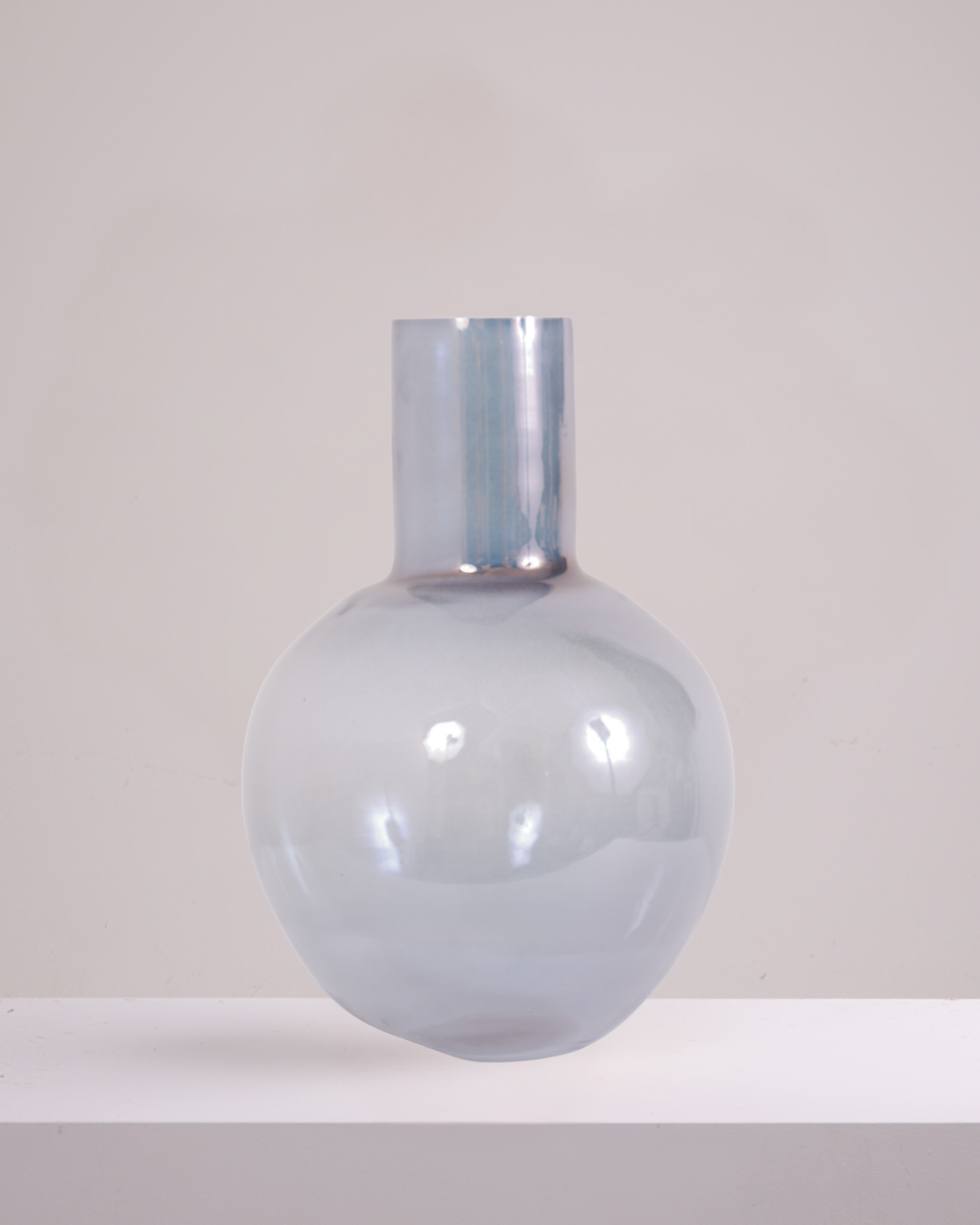 ORB IN SMOKED GLASS