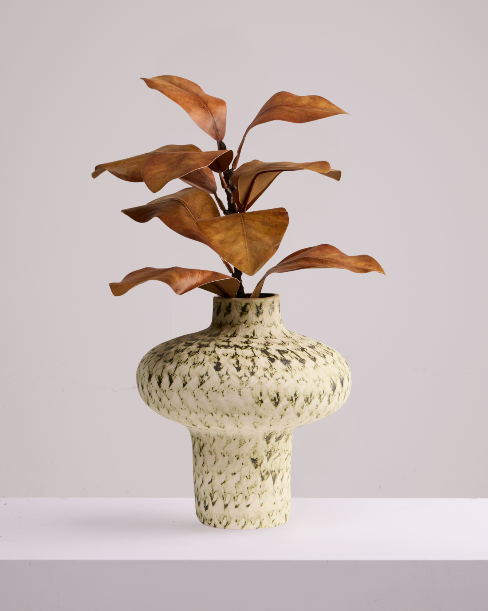 MAGNOLIA BRANCH IN GOLDEN BROWN