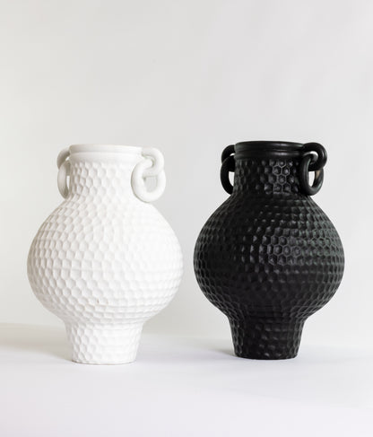 THE BODACIOUS VASE WHITE