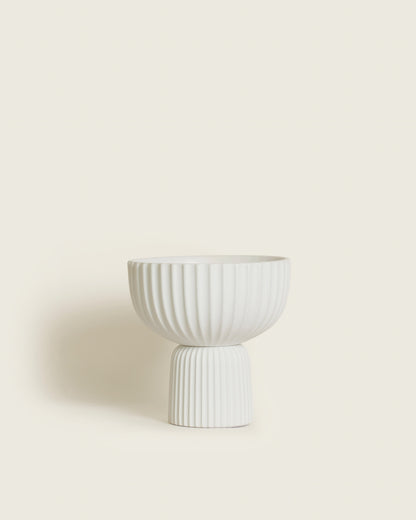 THE MODERN VASE WHITE