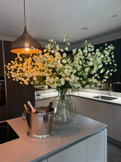 XL SWEET PEA SPRAY WHITE