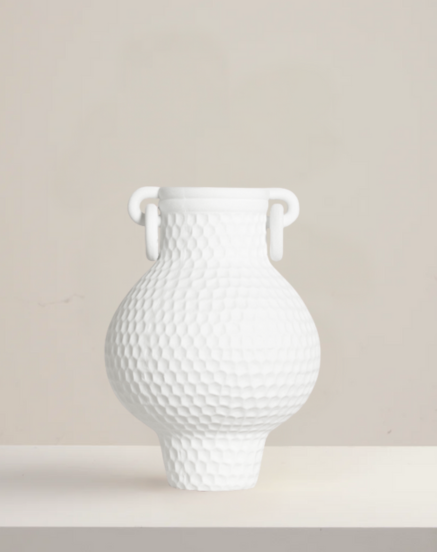 BODACIOUS VASE IN WHITE
